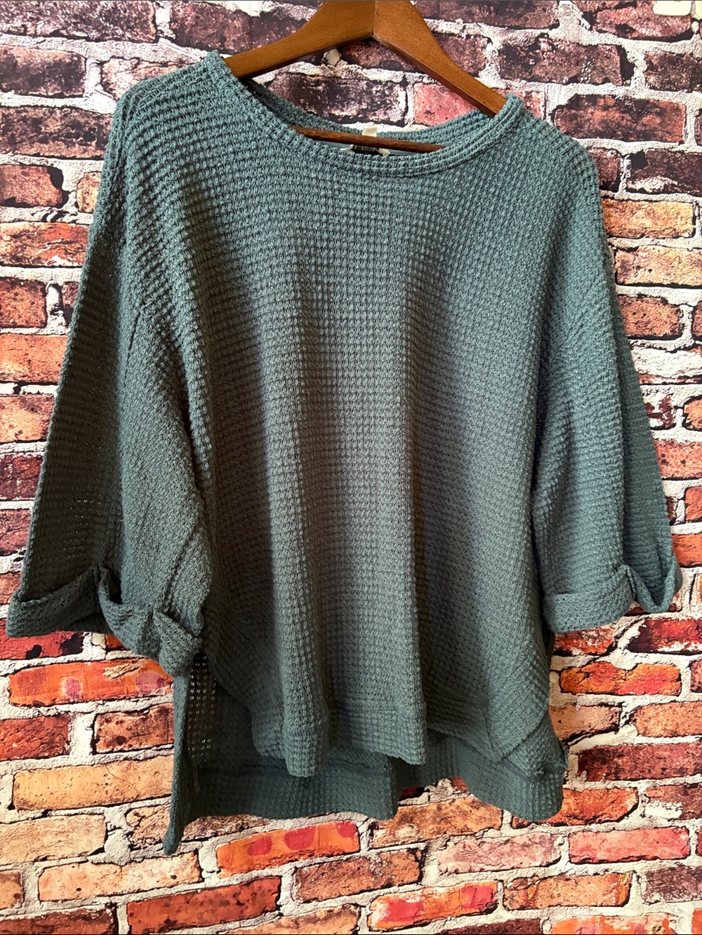 Umgee Sage Green Textured Knit Crewneck Sweater 3/4 Sleeves Small